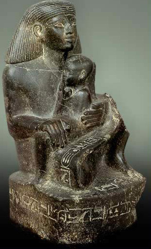 Statue of Senenmut with Neferure