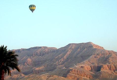 Balloon Over Thebes