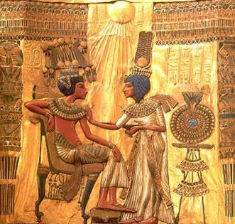 Tutankhamun was also depicted in the rays of the Aten, with somewhat similar artistic style to his probably father, Akhenaten