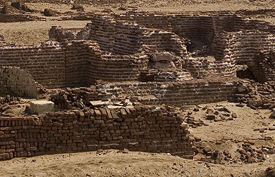 With the exception of columns and some other building elements, all of the structures at Pelusium are made of mudbrick